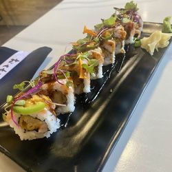 Tsunami Modern Cuisine - OMG roll