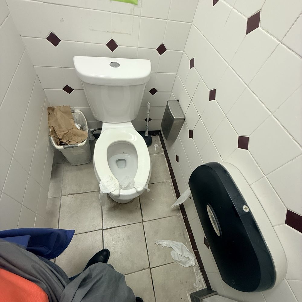 Orange Buffet - Gross bathroom stall - Sushi Bars Near Me - Orange Park, Florida Orange Buffet - Gross bathroom stall - Sushi Bars Near Me - Orange Park, Florida