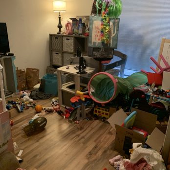 Assess the Nest Professional Organizing - Before - Home Organization Near Me