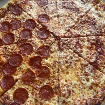 Brooklyn Pizzeria - Pizza Near Me - Atascocita, Texas