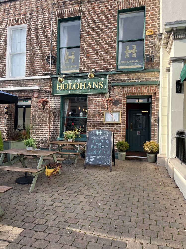 Holohans Pantry