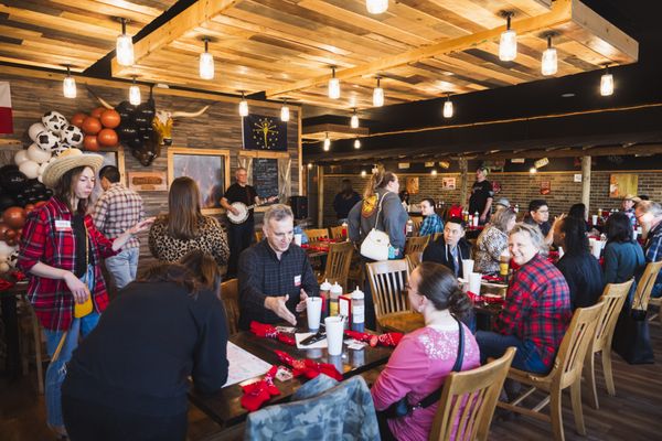 Smok'n Crew Barbecue - Photo by Michael Durr Photo / Video - Mooresville, IN Smok'n Crew Barbecue - Photo by Michael Durr Photo / Video - Mooresville, IN