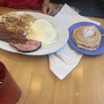 Buena Vista Kitchen - Pancakes - Breakfast & Brunch Near Me - Las Vegas, Nevada Buena Vista Kitchen - Pancakes - Breakfast & Brunch Near Me - Las Vegas, Nevada