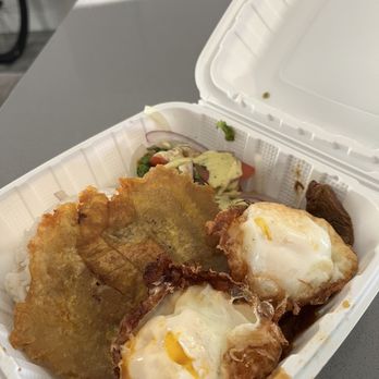 Juancho’s Grill & Bar - a takeout container of fried eggs and hash browns - Colombian Near Me - San Jose, California Juancho’s Grill & Bar - a takeout container of fried eggs and hash browns - Colombian Near Me - San Jose, California