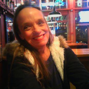 Stillwagon Distillery - Theresa Bennett at Sushi bar in Ashland, OR - Distilleries Near Me - Florence, Oregon Stillwagon Distillery - Theresa Bennett at Sushi bar in Ashland, OR - Distilleries Near Me - Florence, Oregon