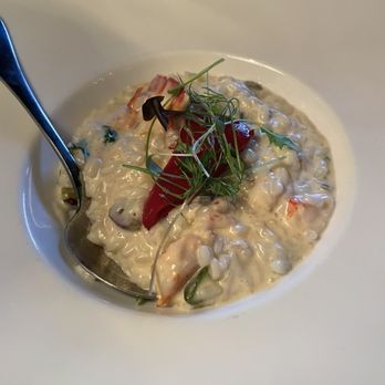 The Black Pearl - White truffle lobster risotto appetizer - New American Near Me - Dunedin, Florida The Black Pearl - White truffle lobster risotto appetizer - New American Near Me - Dunedin, Florida