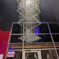 Love Pho - Decor