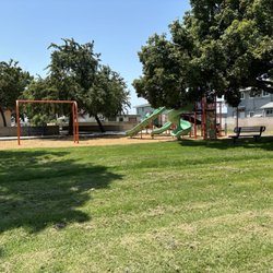 Queen Park - Kids playground