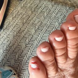 Artesian Nail's