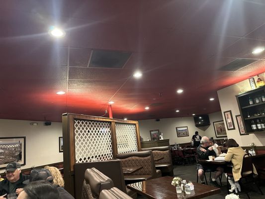 Mama 'n Papa's Pizza Grotto by null