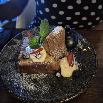 Blackstone Kitchen - French toast - New American Near Me - Corona, California
