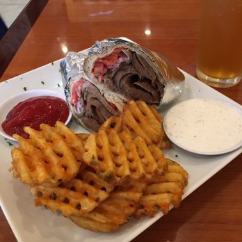 Zara's Mediterranean Kitchen - Gyro sandwich and Zara's "special" iced tea - Halal Near Me - Spring, Texas