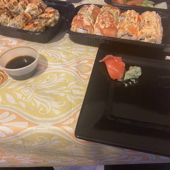 Tokyo C - Ordered 3 sushi rolls and this is how much wasabi and ginger I was given. This isn't even enough for 1. - Japanese Near Me - Wrightstown, New Jersey