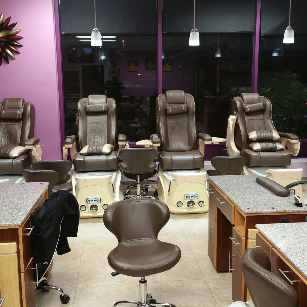 Top Nails & Spa - Here is the first 5 spa chairs. - Nail Salons Near Me - Pasadena, California Top Nails & Spa - Here is the first 5 spa chairs. - Nail Salons Near Me - Pasadena, California