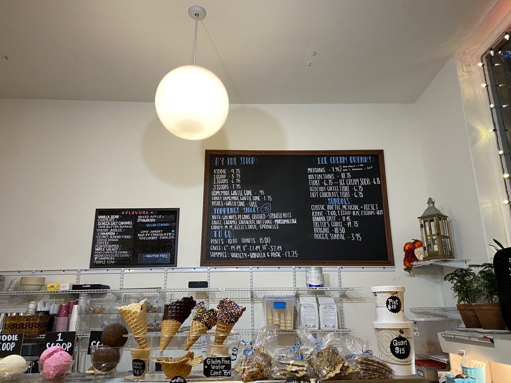 Cayuga Lake Creamery at The Dewitt Mall, Ithaca Roadtrippers