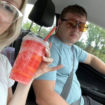 Burger King - Frozen Fanta Kickin' Mango *chefs kiss* - Fast Food Near Me - Quincy, Florida Burger King - Frozen Fanta Kickin' Mango *chefs kiss* - Fast Food Near Me - Quincy, Florida