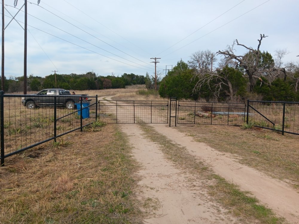 Slide of Hallum and sons Fencing and Welding