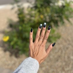 Dip Nail Spa - Why be just ordinary? Go for a little bling with Kim and sport this over look for the holidays.