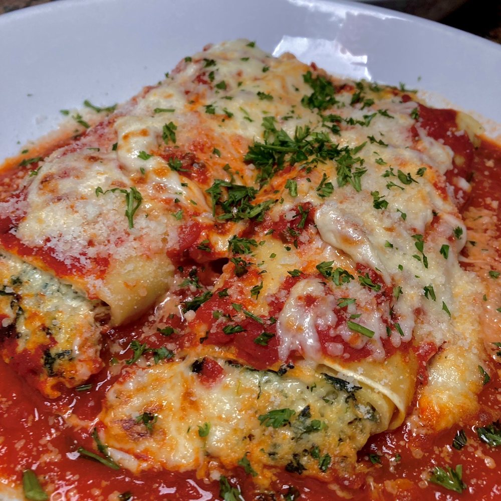 Pasta E Basta - Spinach Ricotta Manicotti - Italian Near Me - Amherst, Massachusetts