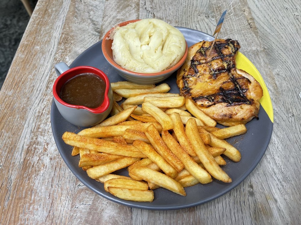 NANDO’S - Updated May 2025 - 23 Photos & 21 Reviews - Manchester ...