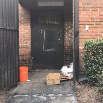 Zaxbys - Back door in the drive thru line. - Fast Food Near Me - Canton, Georgia