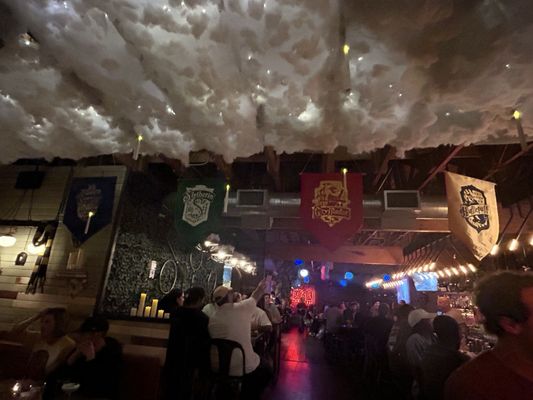 Two Birds Taphouse by null