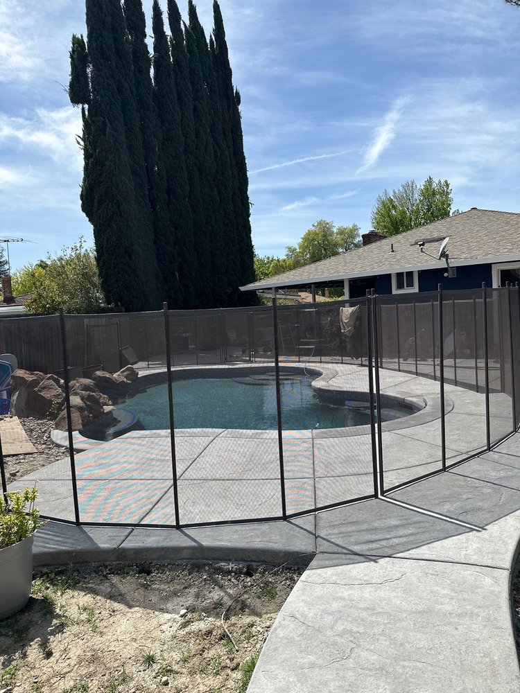 Sacramento Life Saver Pool Fence Logo