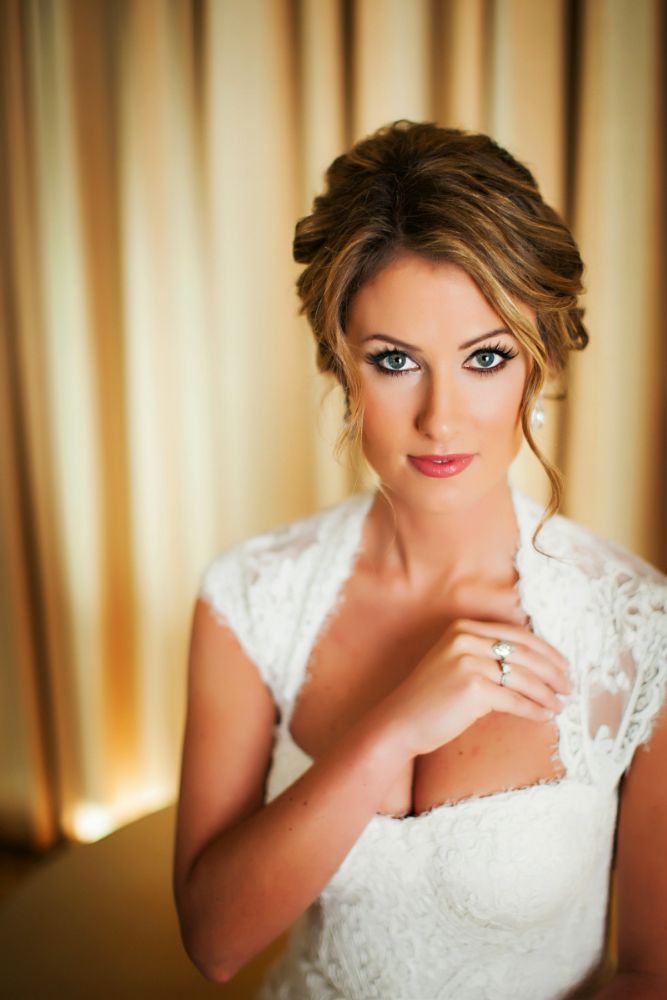 Lili's Weddings Makeup Artist and Hair styling  Group Logo
