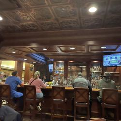 THE CLADDAGH IRISH PUB - Bar
