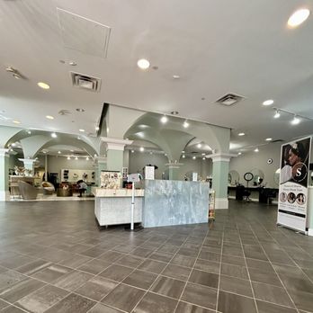 LoveLeys Hair - Front desk/lobby - Hair Salons Near Me - Richmond, Virginia LoveLeys Hair - Front desk/lobby - Hair Salons Near Me - Richmond, Virginia
