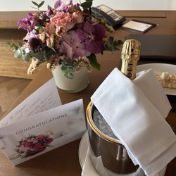 Hotel Bürgenstock - Honeymoon items