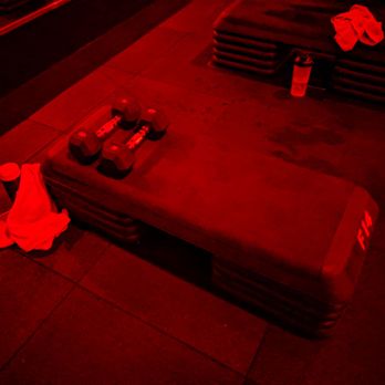 Barry's Atlanta - Floor risers. For this class, I was F-14/T-14, so I moved between floor spot #14 and treadmill spot #14. - Trainers Near Me - Atlanta, Georgia Barry's Atlanta - Floor risers. For this class, I was F-14/T-14, so I moved between floor spot #14 and treadmill spot #14. - Trainers Near Me - Atlanta, Georgia