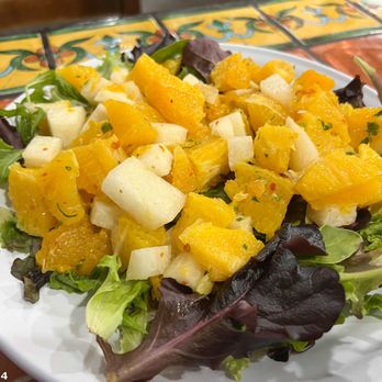 Chichen Itza Restaurant - Citrus Jicama Salad - Mexican Near Me - Los Angeles, California Chichen Itza Restaurant - Citrus Jicama Salad - Mexican Near Me - Los Angeles, California