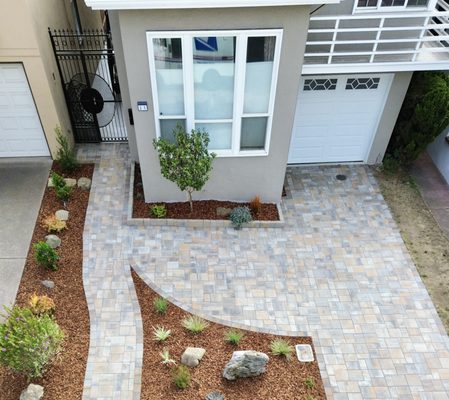 Pavers - ino's Landscaping specializes in a range of services, including pavers, masonry, artificial and organic grass sod, retaining walls, block walls, decks, fences, and elevated graded landscape. Our team of skilled professionals is dedicated to providing high-quality services, and our priority is client satisfaction