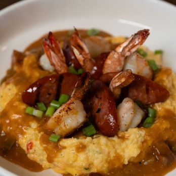 La Colline - Shrimp and grits - Cocktail Bars Near Me - Castroville, Texas