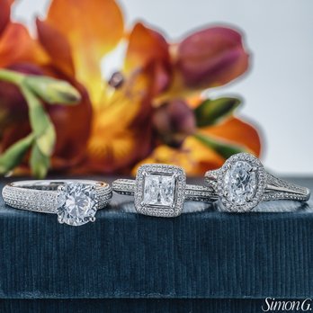 Spexton Specializes in Custom Engagement Rings and Wedding Bands