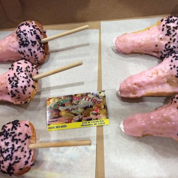 La Flor De Trigo Bakery - We also make adults figures for adult parties. - Bakeries Near Me - Milwaukee, Wisconsin