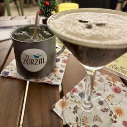 El Zorzal - Great drinks!