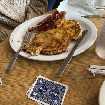 George's Family Restaurant - American Near Me - Elyria, Ohio