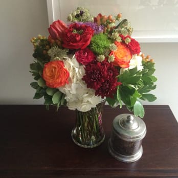[ fLo rE sta ] - $100 Anniversary arrangement. Beautiful! - Florists Near Me - Long Island City, New York