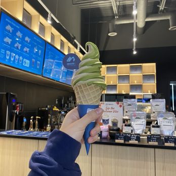 Daigyo Cafe - Daigyo Mix Soft Serve Ice Cream Cone - Cafes Near Me - Scarborough, Ontario Daigyo Cafe - Daigyo Mix Soft Serve Ice Cream Cone - Cafes Near Me - Scarborough, Ontario