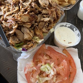 Tam's Burgers - Burgers Near Me - Paramount, California