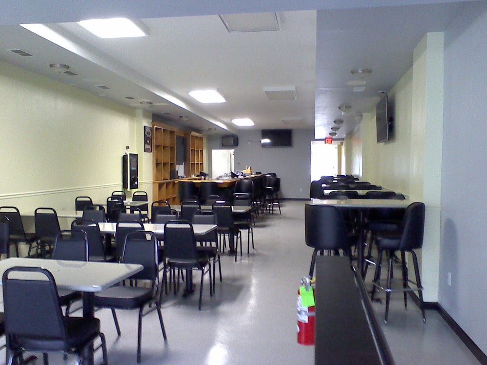 Social spots from Frank's Original Grill