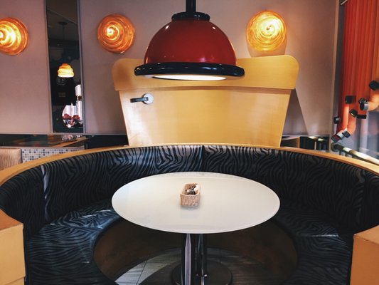 Modern Toilet Restaurant by null