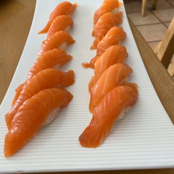 Tengoku - Salmon nigiri - Japanese Near Me - Henderson, Nevada