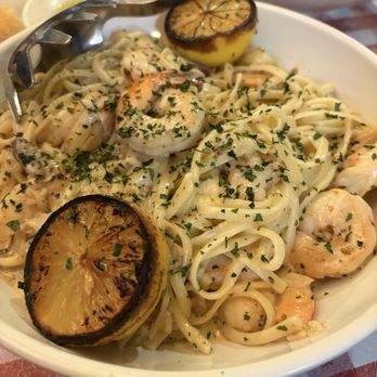 Buca di Beppo Italian Restaurant - Shrimp Scampi - Italian Near Me - Las Vegas, Nevada Buca di Beppo Italian Restaurant - Shrimp Scampi - Italian Near Me - Las Vegas, Nevada