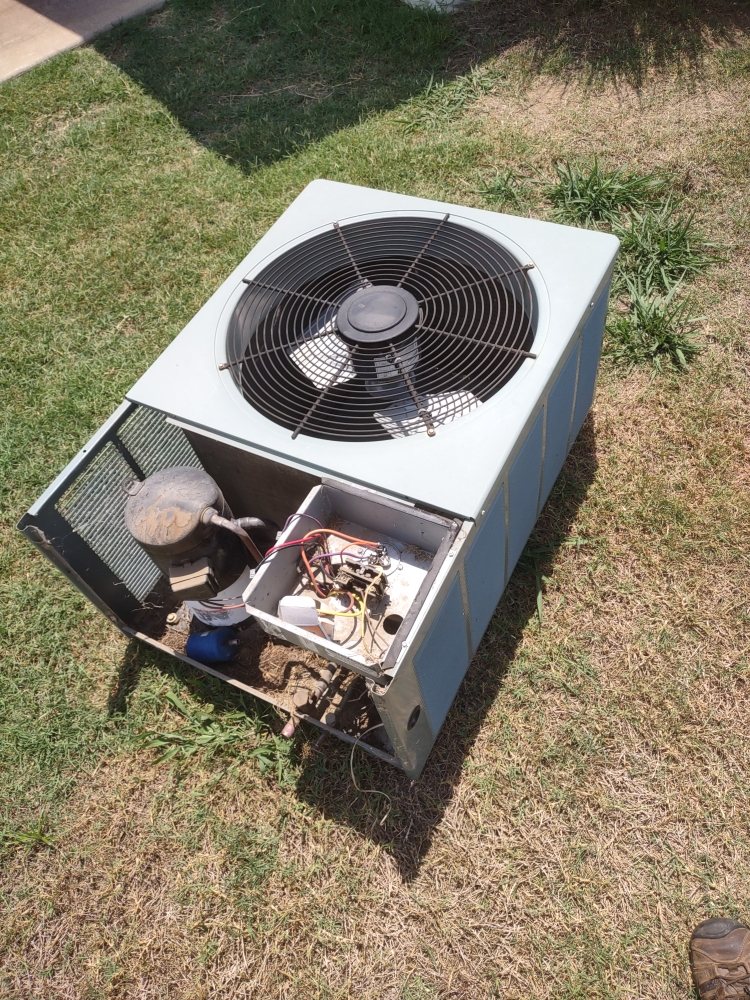 Slide of Pettry Plumbing Heating & Air