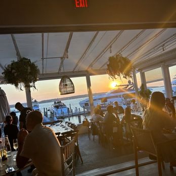 Si Si Restaurant - Mediterranean Near Me - East Hampton, New York Si Si Restaurant - Mediterranean Near Me - East Hampton, New York