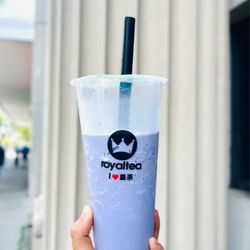 Royaltea - Brookline - Taro slush with black pearl