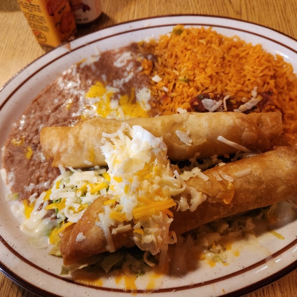 Mexico Lindo & Seafood Restaurant - Flautas with Rice and Beans - Mexican Near Me - Wrightwood, California Mexico Lindo & Seafood Restaurant - Flautas with Rice and Beans - Mexican Near Me - Wrightwood, California